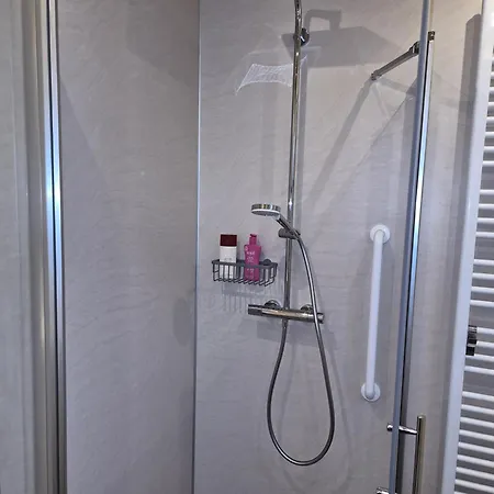 Schöne 3-zimmer-wohnung Mit Balkon Holenberg